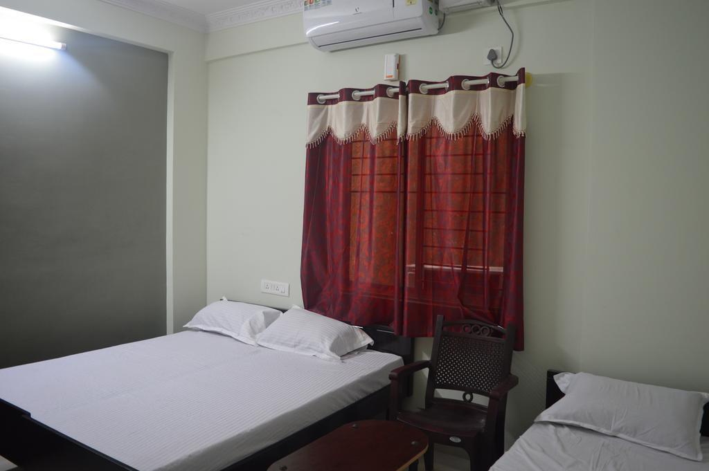 Sri Balaji Guest House バンガロール エクステリア 写真