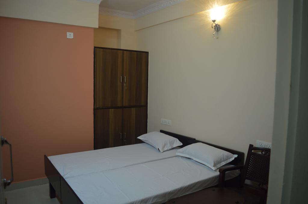 Sri Balaji Guest House バンガロール エクステリア 写真