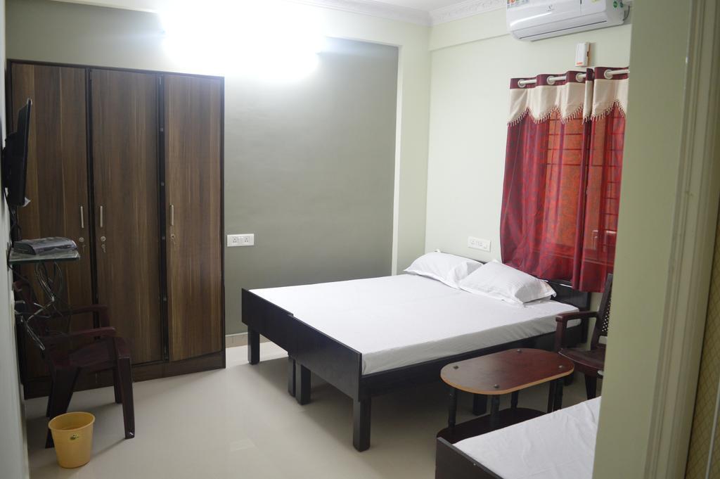 Sri Balaji Guest House バンガロール エクステリア 写真