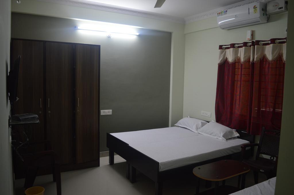Sri Balaji Guest House バンガロール エクステリア 写真
